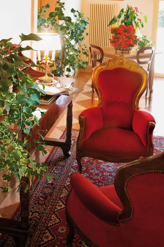 Villa Busta Hotel モンテベッルーナ エクステリア 写真
